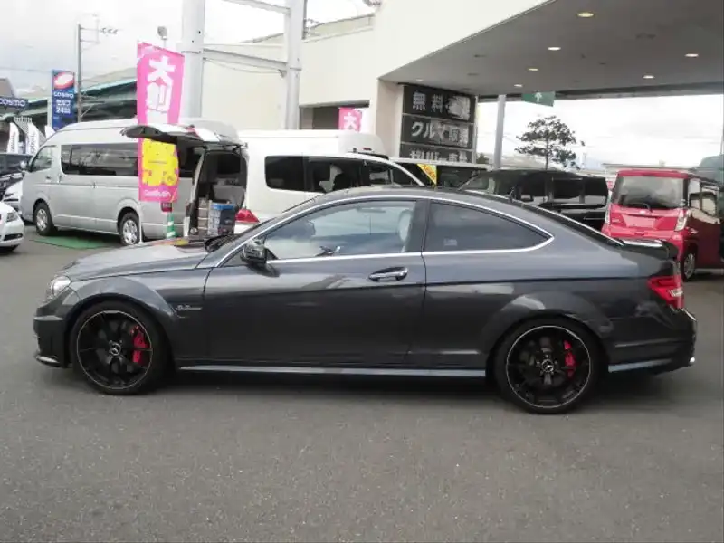 カタログ画像：Ｃクラス（C-CLASS） Ｃ６３ ＡＭＧクーペ エディション５０７ 2013年8月 ABA-204507 6300cc オブシディアンブラック（Ｍ） 外装