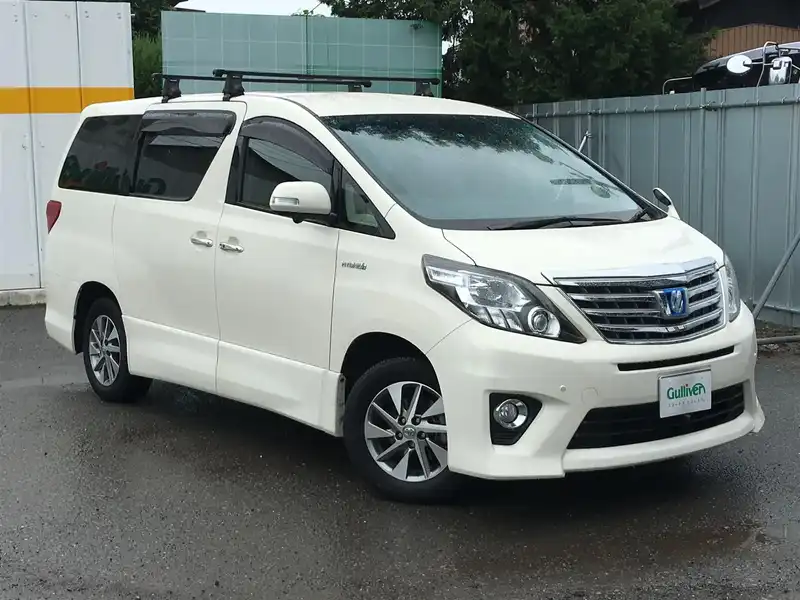 カタログ画像：アルファードハイブリッド（ALPHARD HYBRID） ハイブリッドＳＲ サイドリフトアップシート装着車 2014年4月 DAA-ATH20W 2400cc ゴールドパールクリスタルシャイン 燃費16.2km / l メイン（その他）