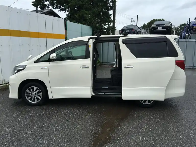 カタログ画像：アルファードハイブリッド（ALPHARD HYBRID） ハイブリッドＳＲ 2011年11月 DAA-ATH20W 2400cc ゴールドパールクリスタルシャイン 燃費16.2km / l 外装