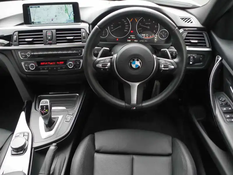 カタログ画像：３シリーズ（3 SERIES） ３２０ｄ Ｍスポーツ スタイルエッジ 2015年5月 LDA-3D20 2000cc アルピン・ホワイトⅢ 燃費19.4km / l 内装