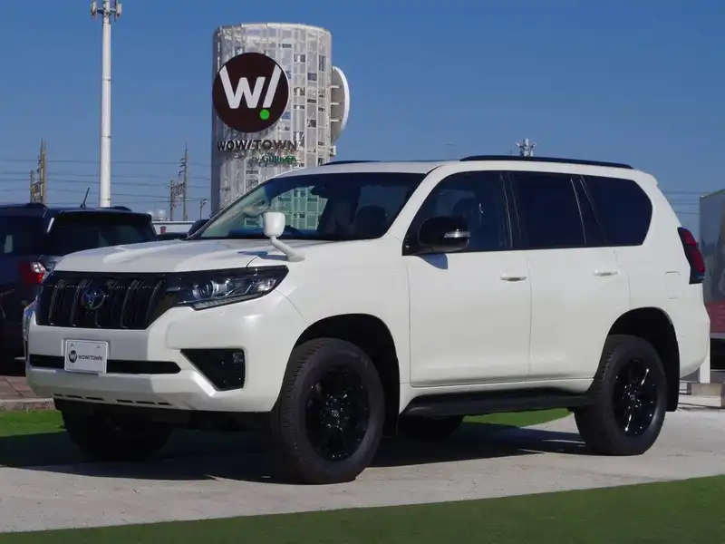 10130763 | カタログ画像：ランドクルーザープラド（LAND CRUISER PRADO） ＴＸ Ｌパッケージ・ブラックエディション 2020年8月 3BA-TRJ150W 2700cc ホワイトパールクリスタルシャイン フロント