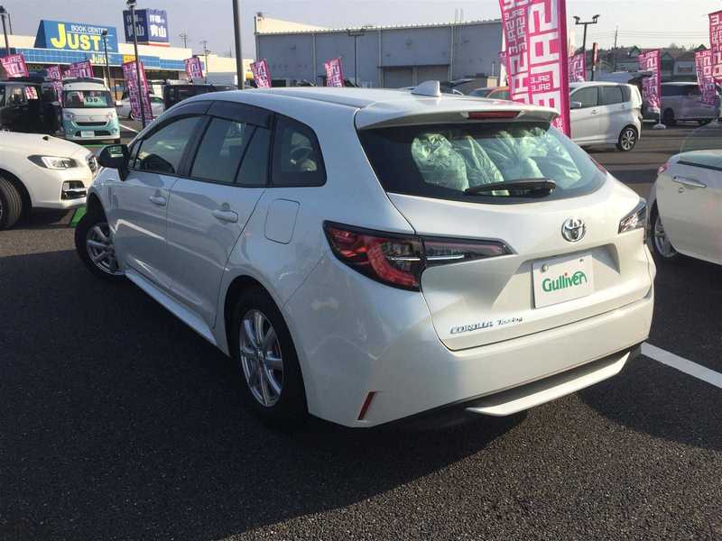 カタログ画像：カローラツーリング（COROLLA TOURING） Ｇ－Ｘ 2019年10月 3BA-ZRE212W 1800cc ホワイトパールクリスタルシャイン 燃費14.6km / l 外装