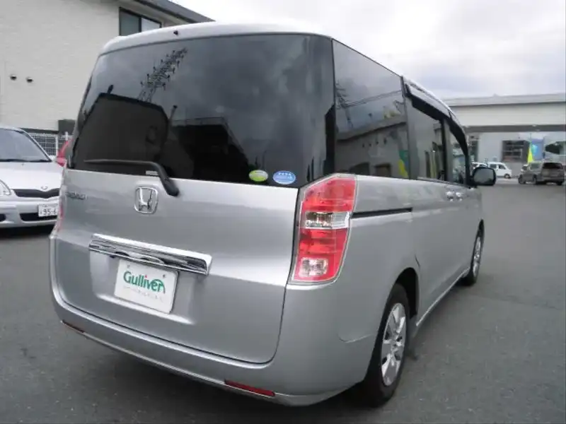 カタログ画像：ステップワゴン（STEPWAGON） Ｇ ＨＩＤエディション 2010年10月 DBA-RK2 2000cc スーパープラチナ・メタリック 燃費11.6km / l 外装