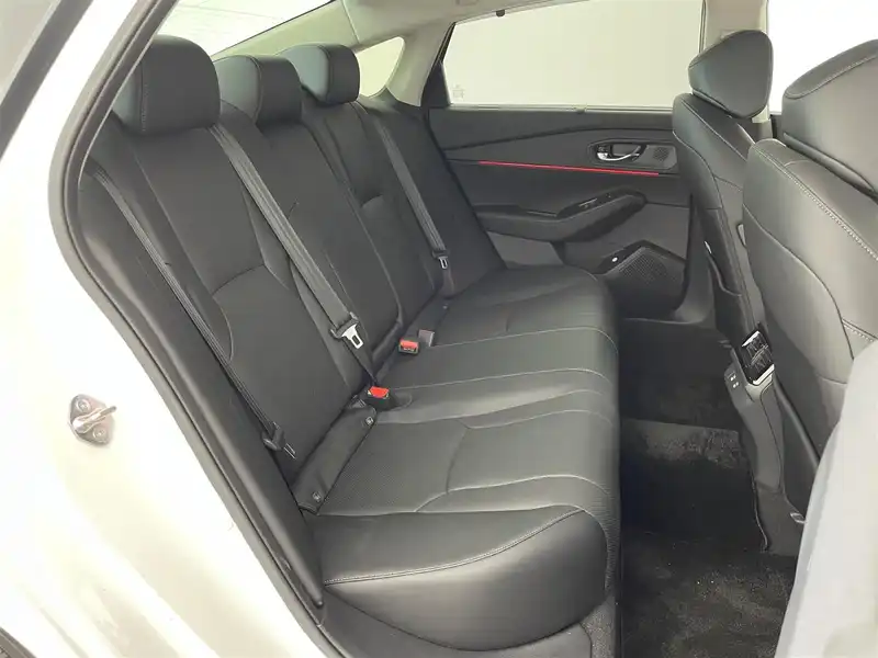 カタログ画像：アコード（ACCORD） ｅ：ＨＥＶ 2024年3月 6AA-CY2 2000cc プラチナホワイト・パール 燃費23.8km / l 内装