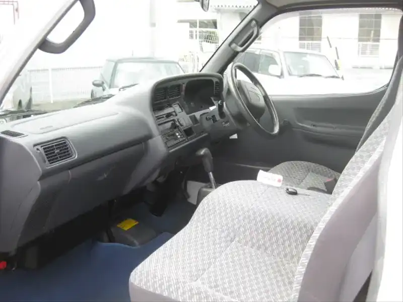 カタログ画像：ハイエースバン（HIACE VAN） ＤＸ 2004年4月 KG-LH162V 3000cc ホワイト 内装