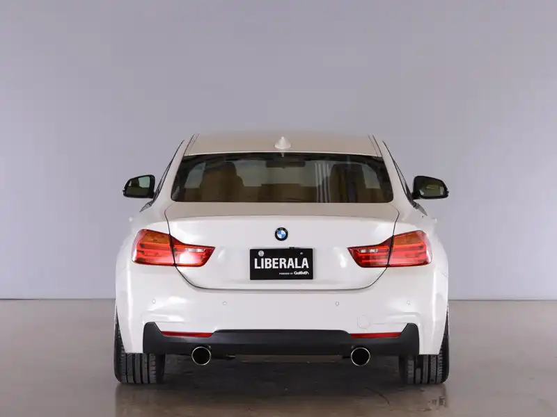 カタログ画像：４シリーズ（4 SERIES） ４２０ｉクーペ Ｍスポーツ 2014年1月 DBA-3N20 2000cc 燃費16.4km / l バック