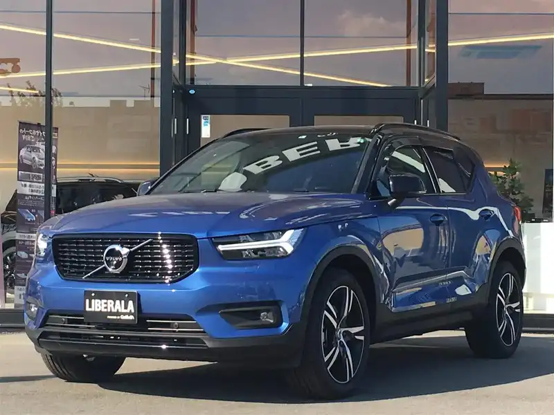 カタログ画像：ＸＣ４０（XC40） Ｔ５ ＡＷＤ Ｒデザイン 2019年3月 DBA-XB420XC 2000cc バースティングブルーメタリック 燃費12.4km / l メイン（その他）