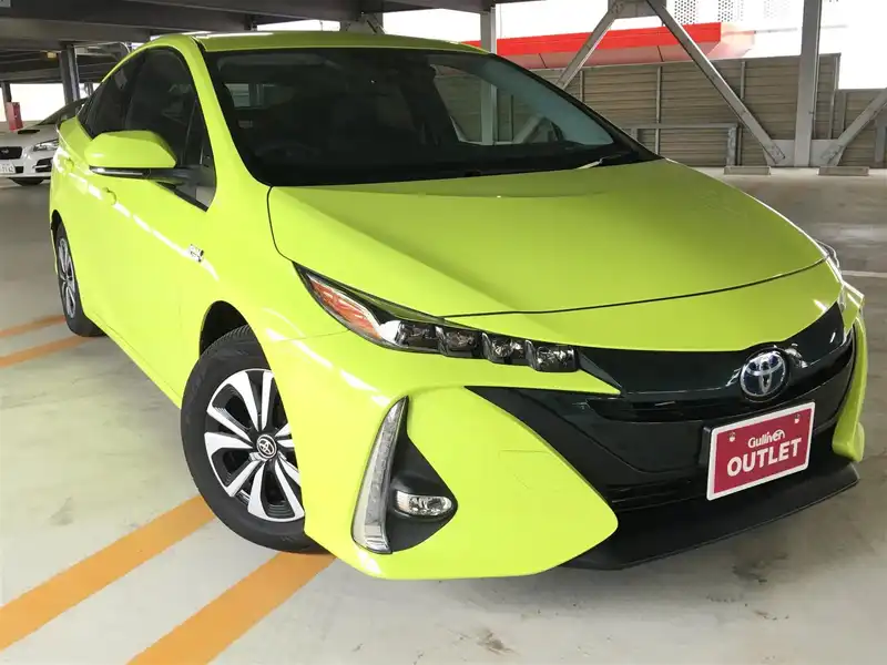 カタログ画像：プリウスＰＨＶ（PRIUS PHV） Ｓナビパッケージ 2019年5月 DLA-ZVW52 1800cc 燃費37.2km / l メイン（その他）