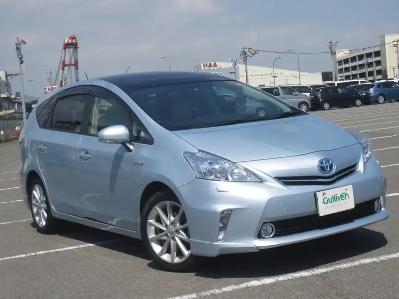 カタログ画像：プリウスα（PRIUS ALPHA） Ｇツーリングセレクション・スカイライトパッケージ 2011年5月 DAA-ZVW40W 1800cc クリアーストリームメタリック 燃費26.2km / l メイン（その他）