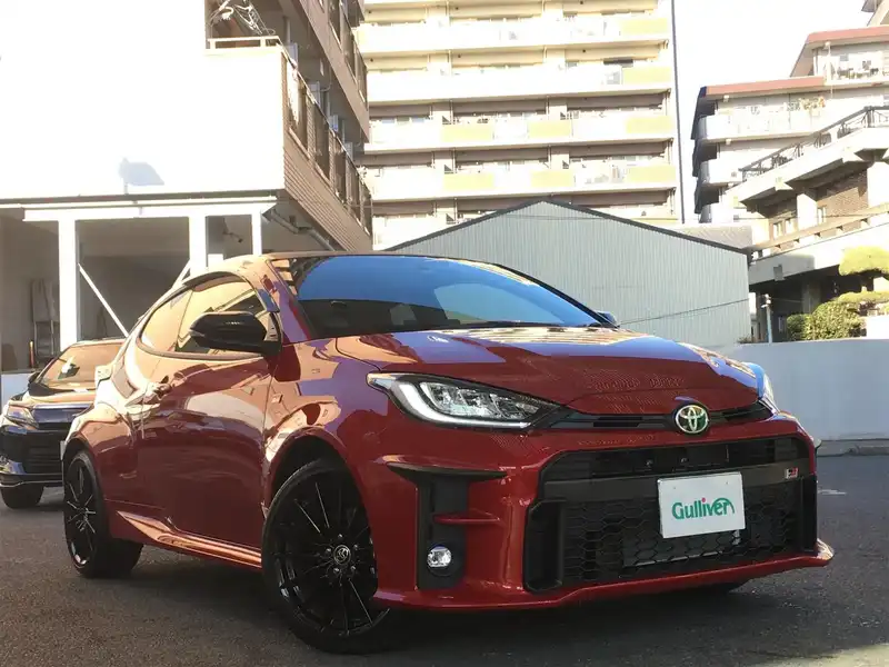 カタログ画像：ＧＲヤリス（GR YARIS） ＲＳ 2020年9月 5BA-MXPA12 1500cc エモーショナルレッドⅡ 燃費18.2km / l メイン（その他）