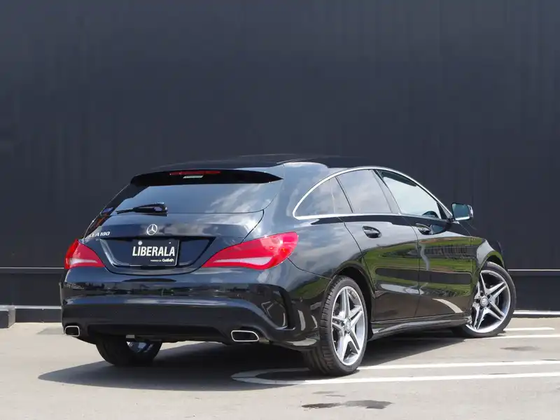 カタログ画像：ＣＬＡクラス シューティングブレーク（CLA-CLASS SHOOTING BRAKE） ＣＬＡ１８０ シューティングブレーク スポーツ 2015年6月 DBA-117942 1600cc コスモスブラック（Ｍ） 燃費15.9km / l バック