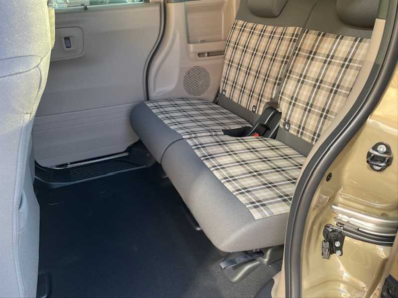 カタログ画像：Ｎ－ＢＯＸジョイ（N-BOX JOY） ベースグレード（２トーン） 2024年9月 6BA-JF6 660cc 燃費19.3km / l 内装