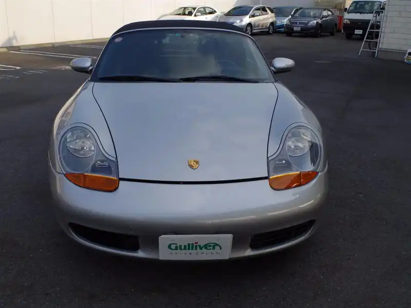 カタログ画像：ボクスター（BOXSTER） ボクスター 2000年10月 GF-98665 2700cc アークティックシルバーメタリックｏｒメリディアンメタリック 燃費8.8km / l  フロント