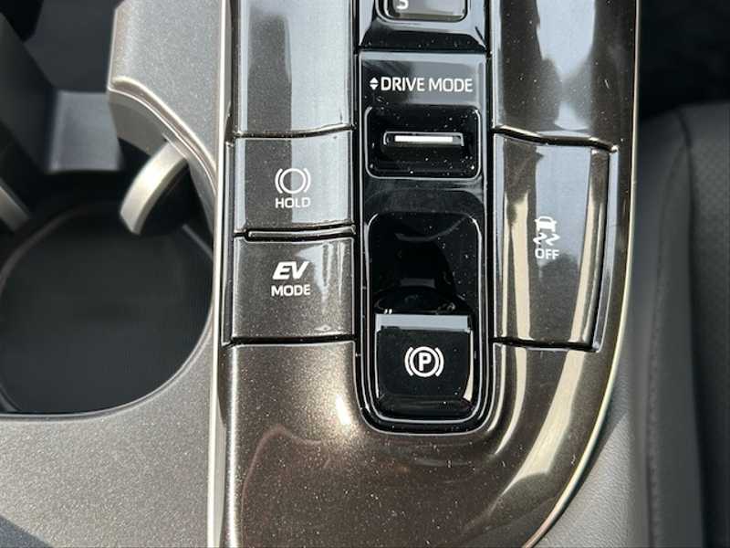 カタログ画像：クラウンエステート（CROWN ESTATE） Ｚ 2025年3月 6AA-AZSH38W 2500cc プレシャスホワイトパールorブラック×プレシャスホワイトパール 燃費20.3km / l 内装