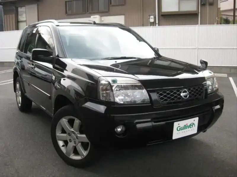 カタログ画像：エクストレイル（X-TRAIL） ナビエディション Ｘｔｔ 2003年4月 TA-NT30 2000cc スーパーブラック 燃費12.0km / l  メイン（その他）