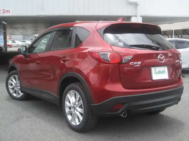 カタログ画像：ＣＸ－５（CX-5） ＸＤ Ｌパッケージ 2012年9月 LDA-KE2FW 2200cc ジールレッドマイカorベロシティレッドマイカ 燃費18.6km / l バック