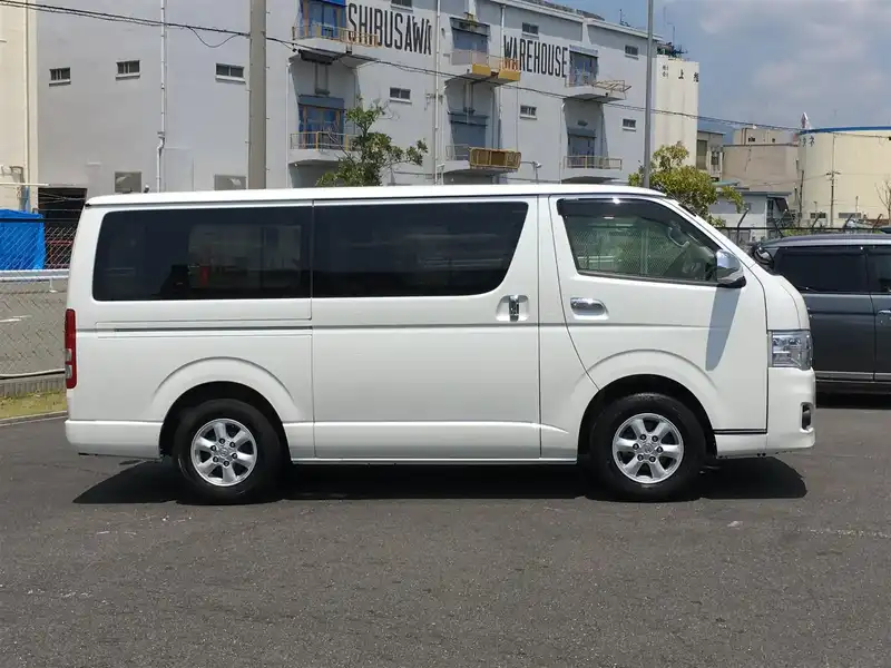 カタログ画像：レジアスエースバン（REGIUS ACE VAN） スーパーＧＬ プライムセレクション 2012年11月 LDF-KDH206V 3000cc ホワイトパールクリスタルシャイン 燃費10.4km / l 外装