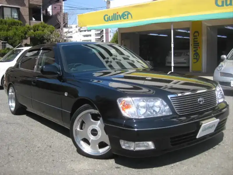 カタログ画像：セルシオ（CELSIOR） Ａ仕様 1998年8月 GF-UCF20 4000cc ブラックトーニングＧ 燃費8.5km / l  メイン