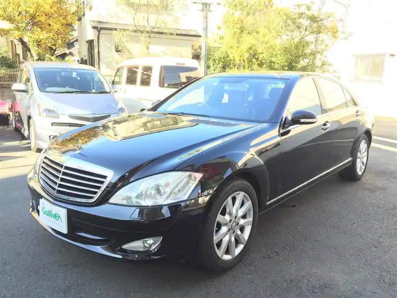 カタログ画像：Ｓクラス（S-CLASS） Ｓ５５０ロング 2009年9月 DBA-221171 5500cc クロマイトブラック（Ｍ）orオブシディアンブラック（Ｍ） 燃費7.5km / l  フロント