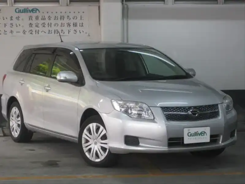 カタログ画像：カローラフィールダー（COROLLA FIELDER） １．８Ｓ 2006年10月 DBA-ZRE144G 1800cc シルバーメタリック 燃費14.4km / l  メイン