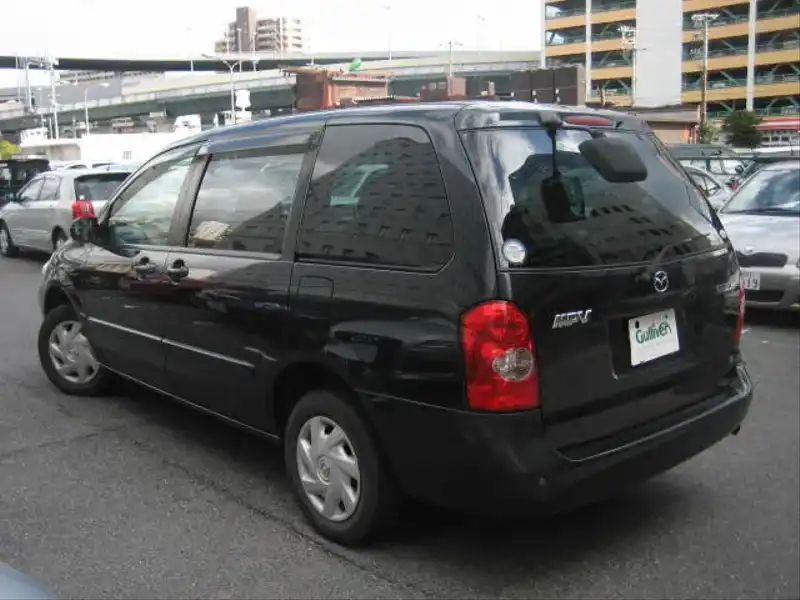 カタログ画像：ＭＰＶ（MPV） Ｇ 2002年4月 GH-LW3W 2300cc ブラックマイカ 燃費10.0km / l  バック