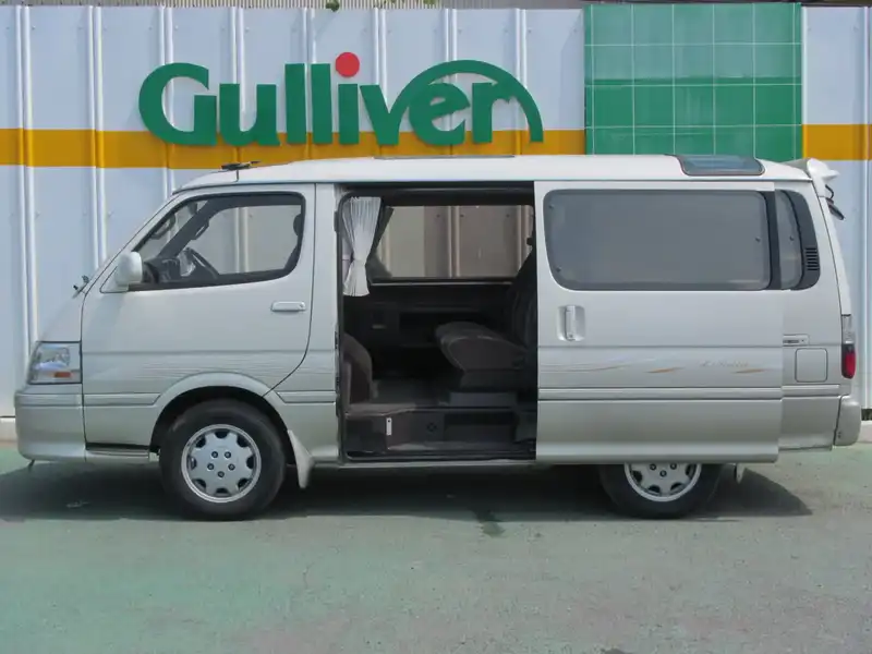 カタログ画像：ハイエースワゴン（HIACE WAGON） デラックス（ロング）標準ルーフ 1999年7月 KH-KZH110G 3000cc 燃費9.5km / l  外装