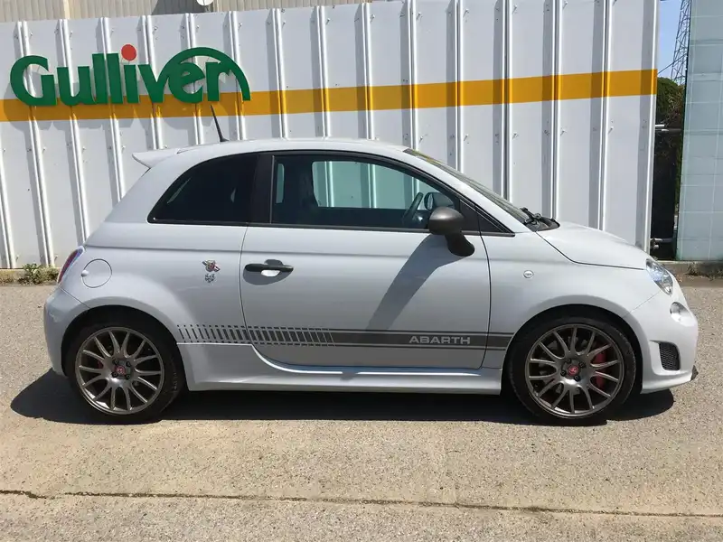 カタログ画像：アバルト５９５（ABARTH 595） コンペティツィオーネ 2016年3月 ABA-312141 1400cc グリジオカンポボーロ 燃費13.8km / l 外装