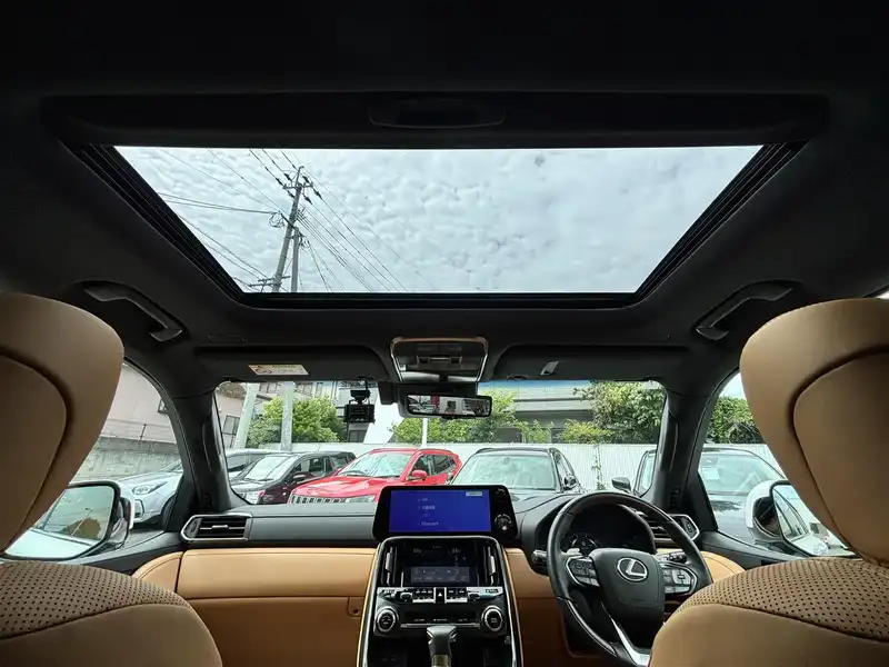 カタログ画像：ＬＸ（LX） ＬＸ６００ エグゼクティブ 2025年3月 3BA-VJA310W 3500cc ソニッククォーツ 燃費8.0km / l 内装