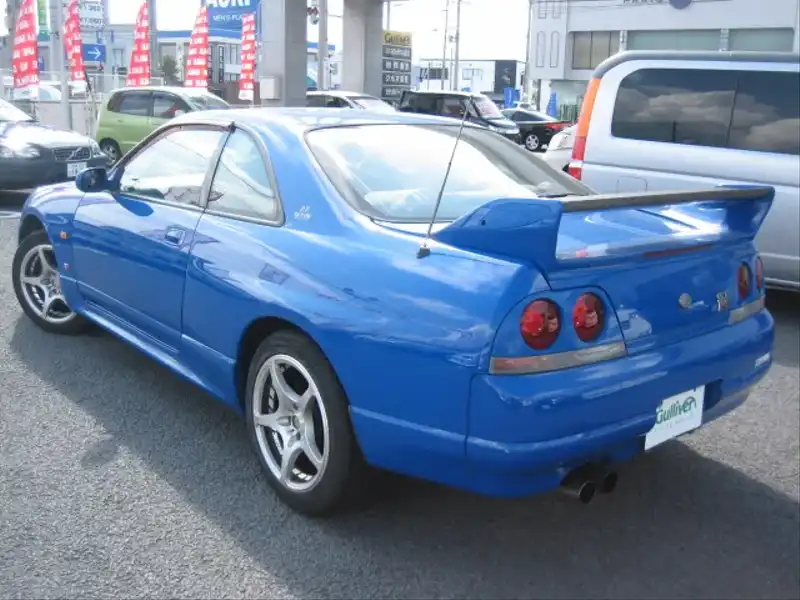 1506410 | カタログ画像：スカイライン（SKYLINE） ＧＴ－Ｒ ＬＭリミテッド 1996年5月 E-BCNR33 2600cc チャンピオンブルー バック