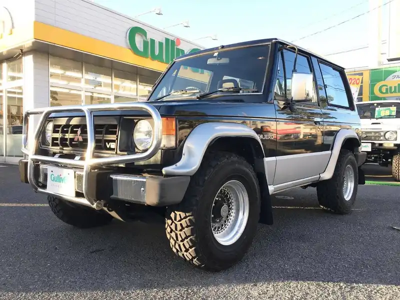 カタログ画像：パジェロ（PAJERO） ワイドメタルトップワゴン スーパーＪＸ－Ｗ 1989年6月 E-L141GW 3000cc ランプブラック／グレースシルバー メイン（その他）