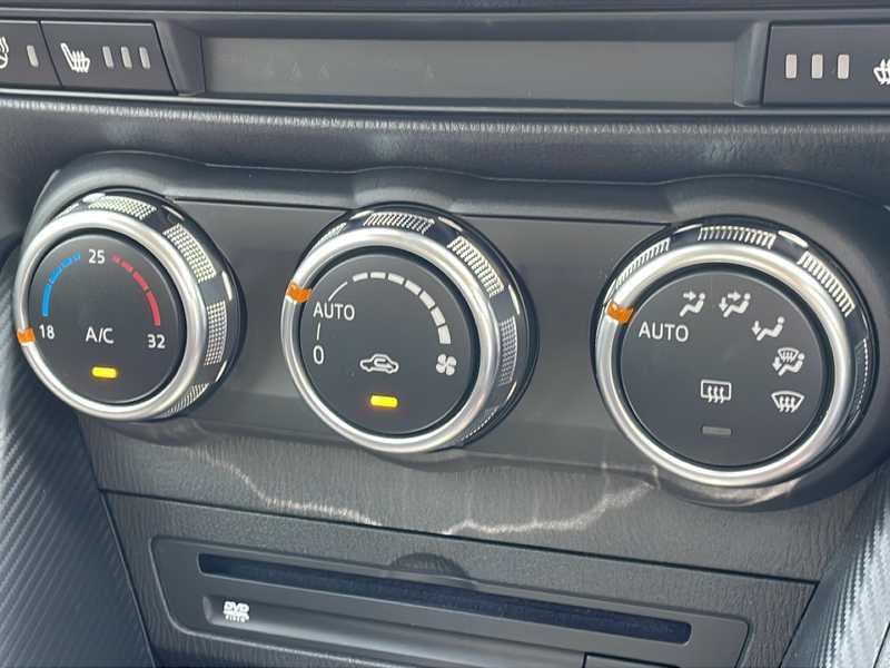 カタログ画像：ＭＡＺＤＡ２（MAZDA2） ＸＤスポルト＋ 2023年12月 3DA-DJ5FS 1500cc スノーフレイクホワイトパールマイカ 燃費21.6km / l 内装