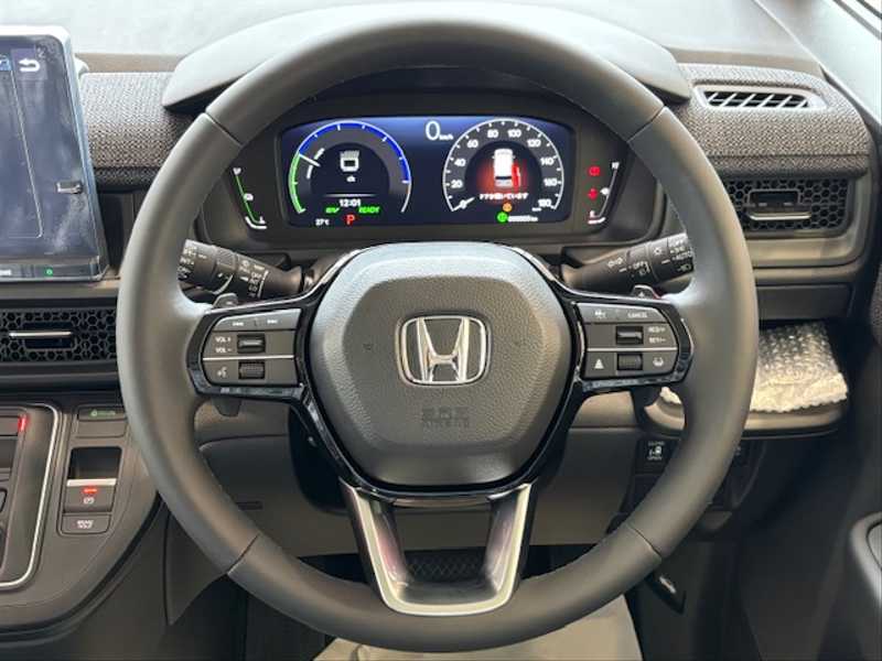 カタログ画像：ステップワゴン（STEPWAGON） スパーダ スロープ ３列目 2025年5月 5BA-RP6 1500cc クリスタルブラック・パール 燃費12.7km / l 内装