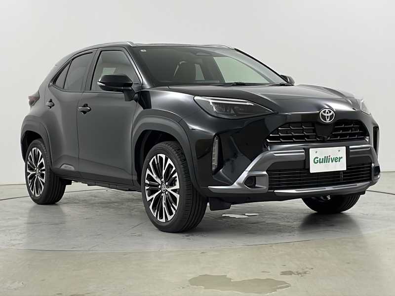 カタログ画像：ヤリスクロス（YARIS CROSS） ハイブリッド ＧＲスポーツ 2025年2月 6AA-MXPJ10 1500cc ブラックマイカ 燃費25.0km / l メイン