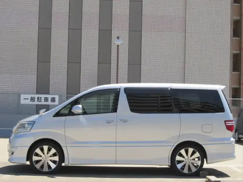 カタログ画像：アルファードＶ（ALPHARD V） ＡＳ 2005年4月 DBA-ANH15W 2400cc シルバーメタリック 燃費9.4km / l  外装