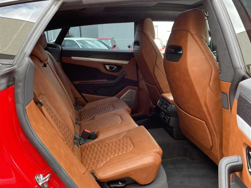 カタログ画像：ウルス（URUS） ベースグレード 2019年8月 ABA-ZLDHU 4000cc 内装