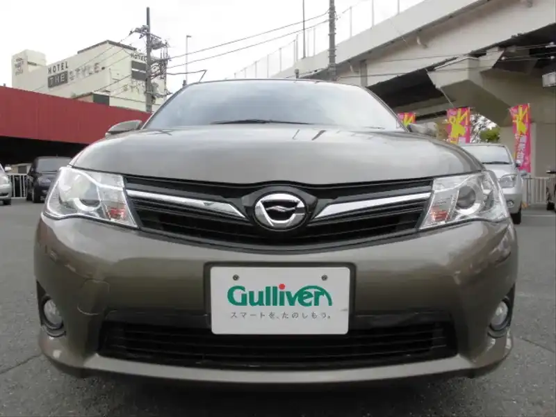 カタログ画像：カローラフィールダー（COROLLA FIELDER） １．８Ｓ 2014年4月 DBA-ZRE162G 1800cc ブロンズマイカメタリック 燃費16.6km / l フロント