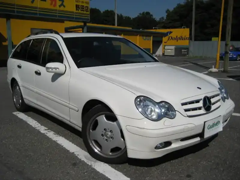 10020048 | カタログ画像：Ｃクラスステーションワゴン（C-CLASS STATIONWAGON） Ｃ１８０コンプレッサー ステーションワゴン 2004年4月 GH-203246 1800cc アラバスターホワイト（Ｓ） メイン