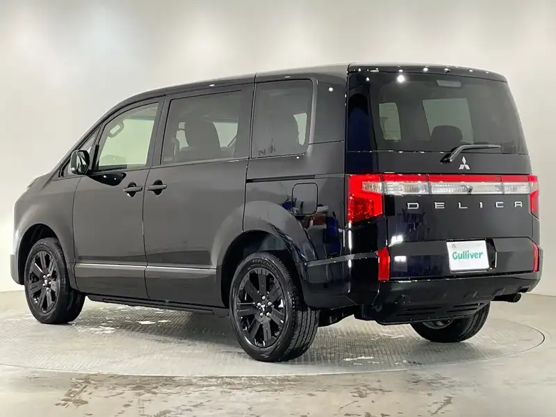 カタログ画像：デリカＤ：５（DELICA D:5） シャモニー（電動サイドステップ非装着車） 2025年5月 3DA-CV1W 2200cc ブラックダイヤモンド×ブラックマイカ 燃費12.6km / l 外装