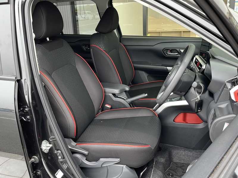 カタログ画像：ライズ（RAIZE） Ｇ 2024年11月 5AA-A202A 1200cc ブラックマイカメタリック 燃費28.0km / l 内装