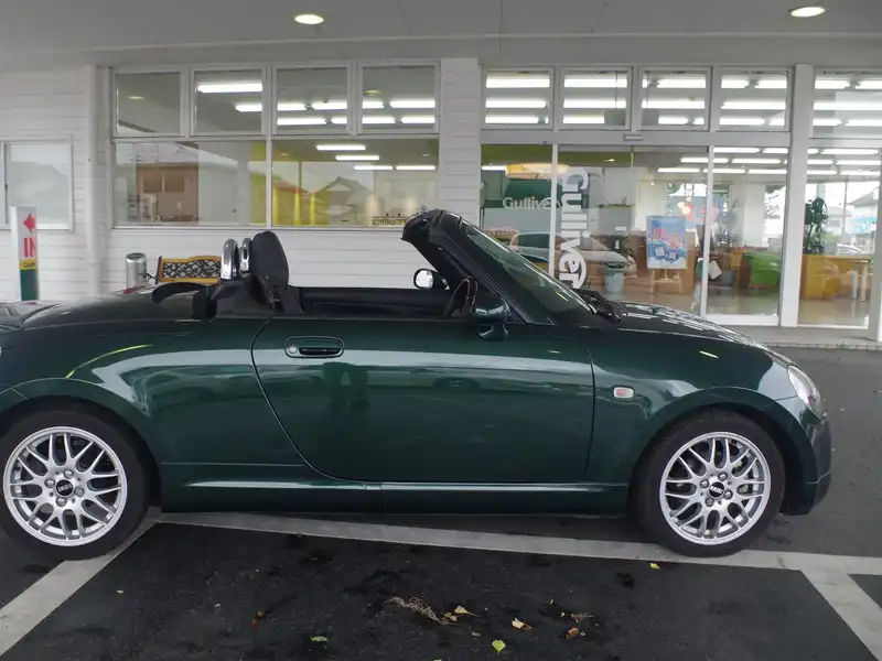 カタログ画像：コペン（COPEN） １０ｔｈアニバーサリーエディション 2012年4月 ABA-L880K 660cc ＤＣ・ダークグリーンマイカ 燃費15.2km / l  外装