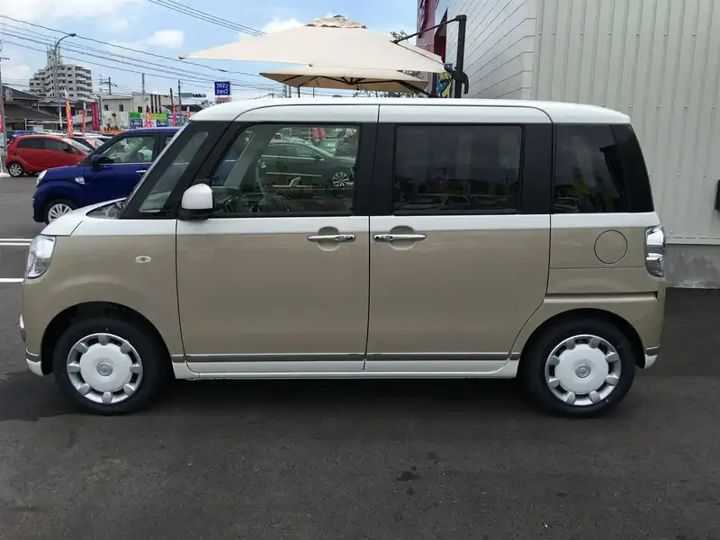 カタログ画像：ムーヴキャンバス（MOVE CANBUS） Ｘメイクアップ ＳＡⅡ 2016年9月 DBA-LA800S 660cc パールホワイトIII×ナチュラルベージュマイカメタリック 燃費28.6km / l 外装