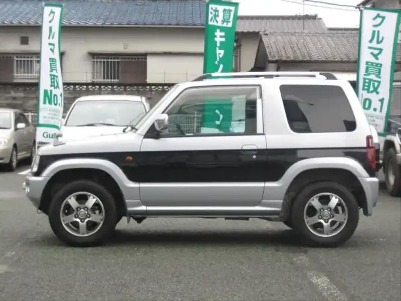 10031441 | カタログ画像：パジェロミニ（PAJERO MINI） リミテッドエディションＸＲ 2005年12月 ABA-H58A 660cc クールシルバーメタリック／ブラックマイカ／クールシルバーメタリック・３ウェイ２トーン 外装