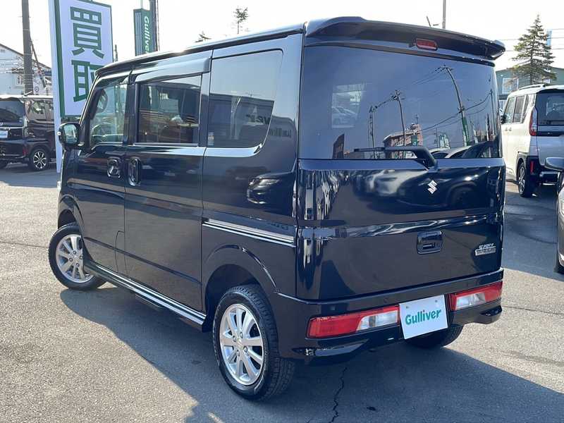 カタログ画像：エブリイワゴン（EVERY WAGON） ＰＺターボ 標準ルーフ 2021年9月 3BA-DA17W 660cc ブルーイッシュブラックパール３ 燃費13.3km / l バック