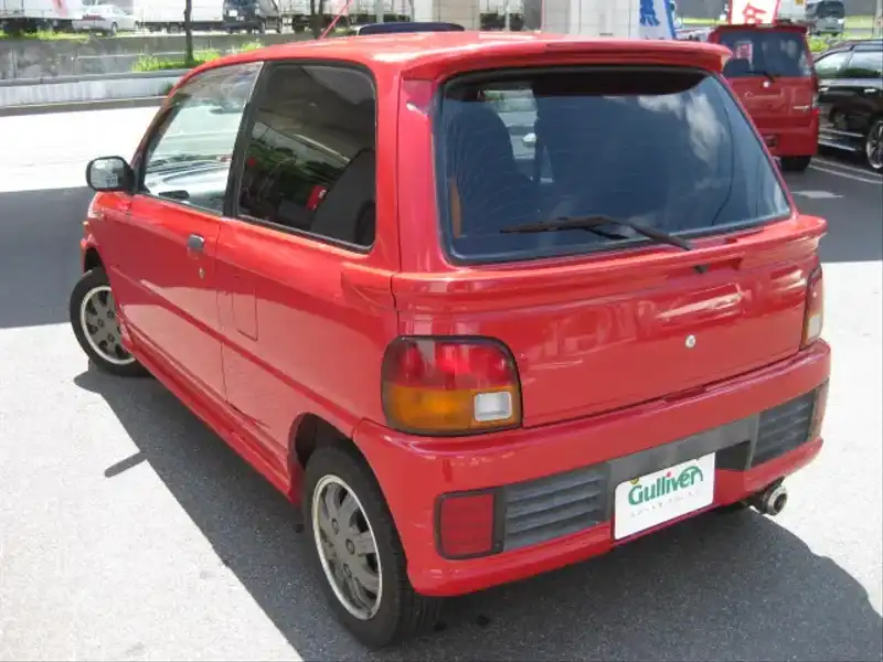 カタログ画像：ミラ（MIRA） ＴＲ 1995年10月 E-L510S 660cc ジュリアンレッド 燃費15.6km / l  バック