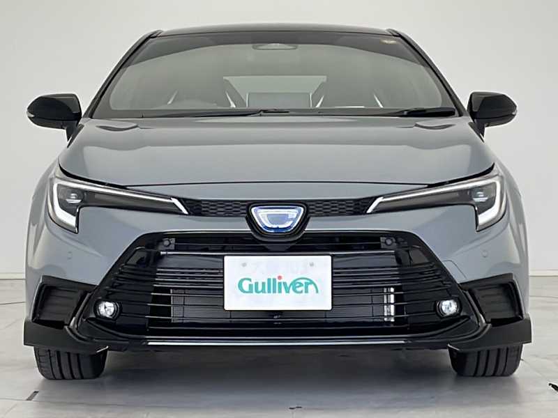 カタログ画像：カローラツーリング（COROLLA TOURING） アクティブスポーツ 2024年4月 6AA-ZWE219W 1800cc アティチュードブラックマイカ×セメントグレーメタリック 燃費27.3km / l フロント