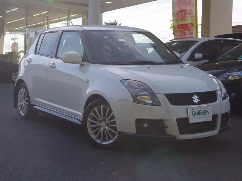 カタログ画像：スイフト（SWIFT） スポーツ 2009年5月 CBA-ZC31S 1600cc パールホワイト 燃費14.6km / l  メイン