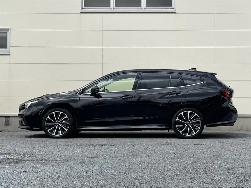 カタログ画像：レヴォーグ（LEVORG） ＳＴＩスポーツＲ－ブラックリミテッド 2024年12月 5BA-VNH 2400cc クリスタルブラック・シリカ 燃費11.0km / l 外装