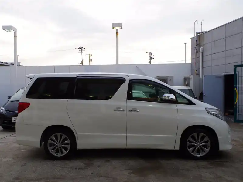 カタログ画像：アルファード（ALPHARD） ２４０Ｓ プライムセレクションⅡ タイプゴールド 2010年9月 DBA-ANH20W 2400cc ゴールドパールクリスタルシャイン 燃費10.8km / l 外装