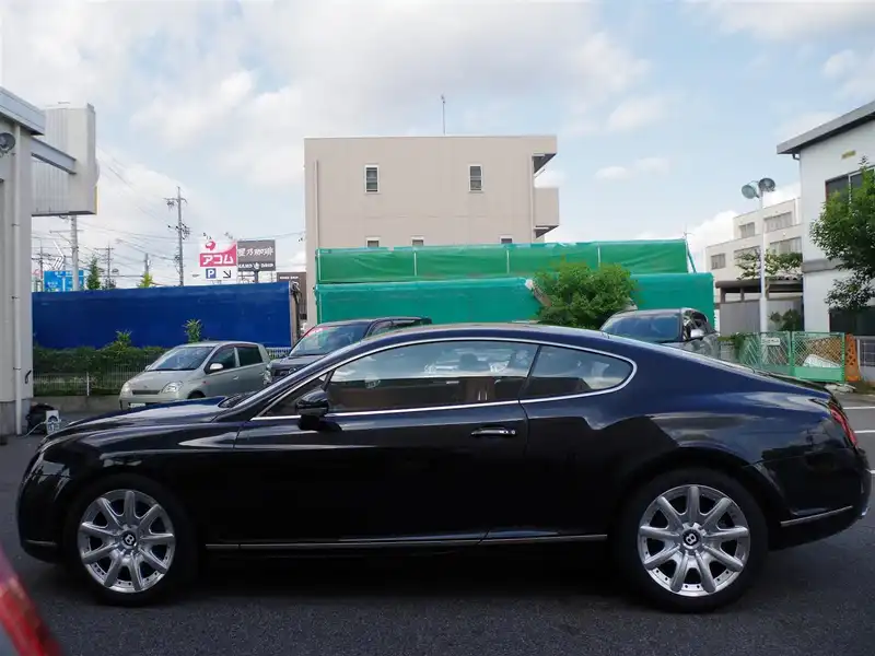 カタログ画像：コンチネンタル（CONTINENTAL） ＧＴ 2004年4月 GH-BCBEB 6000cc 外装