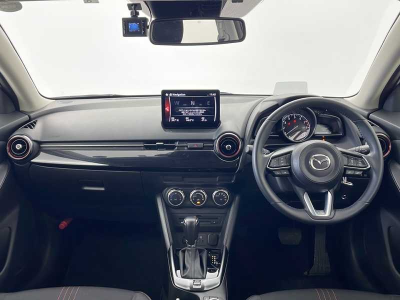 カタログ画像：ＭＡＺＤＡ２（MAZDA2） １５スポルト 2023年3月 5BA-DJLAS 1500cc スノーフレイクホワイトパールマイカ 燃費18.1km / l 内装
